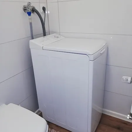 Mit Terrasse 아파트