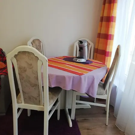 Mit Terrasse 아파트 비트그하임-비징엔